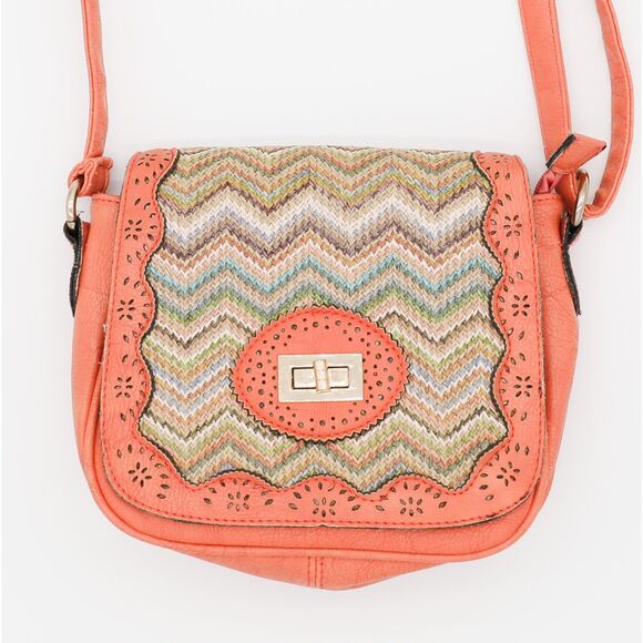 Boho Woven Leather Flap Crossbody Bag Adjustable Strap - Picture 4 of 4